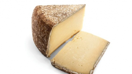 Cantal entre deux AOP 1/16 de meule 30%Mg 2.6Kg