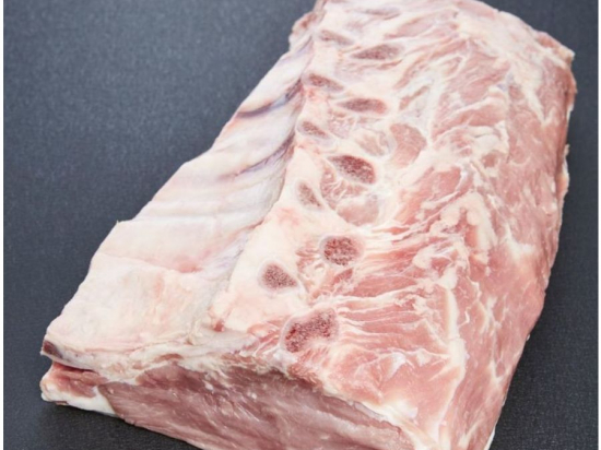 Carré de veau 8 côtes détalonné 3Kg env s/v mf France