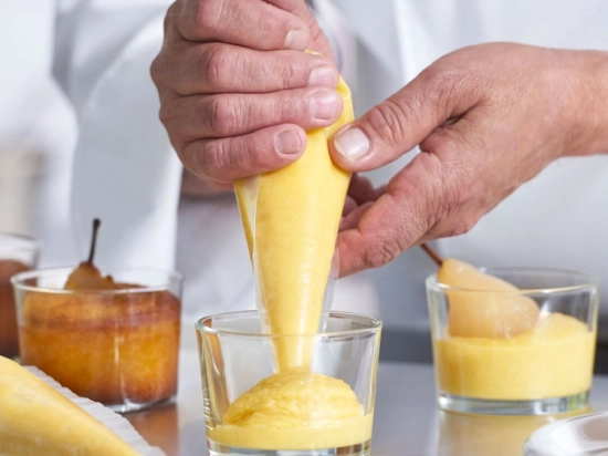 Poche de crème amande à cuire 600g x4