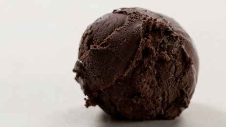 Crème glacée au chocolat noir Suisse 2.5L - mdd - Surgelé
