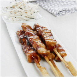 Brochette de poulet sauce soja yakitori marinée cuit vapeur (30g x50) - Surgelé